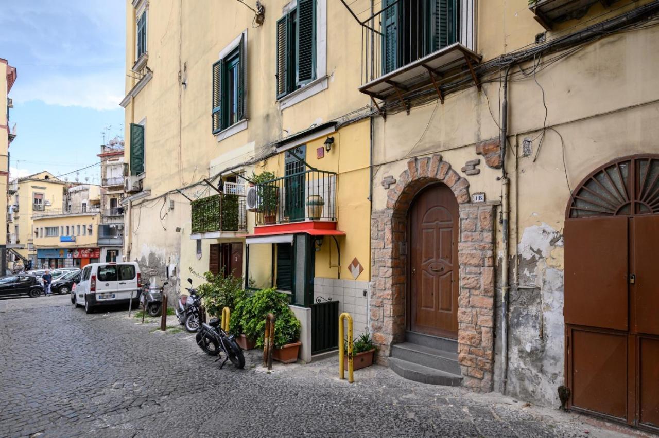 Appartement Toto E Peppino Family House à Naples Extérieur photo